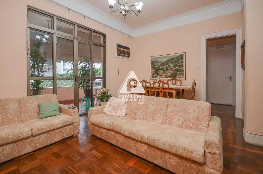 Foto 1 de Apartamento com 2 Quartos à venda, 102m² em Copacabana, Rio de Janeiro