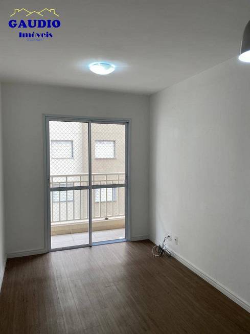 Foto 1 de Apartamento com 2 Quartos à venda, 47m² em Jardim Henriqueta, Taboão da Serra
