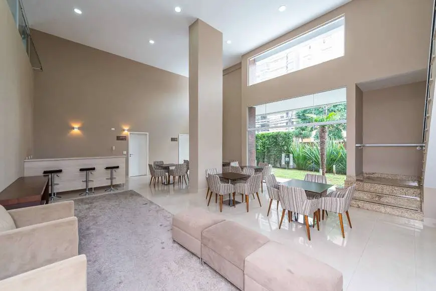 Foto 3 de Apartamento com 2 Quartos à venda, 744m² em São Francisco, Curitiba