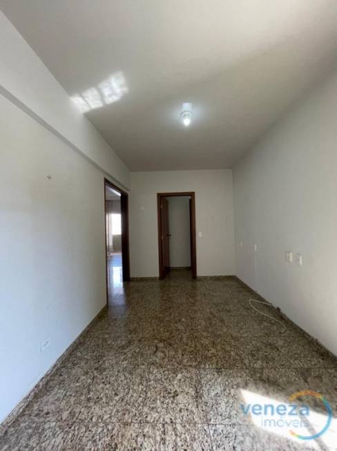 Foto 4 de Apartamento com 3 Quartos para alugar, 141m² em Centro, Londrina