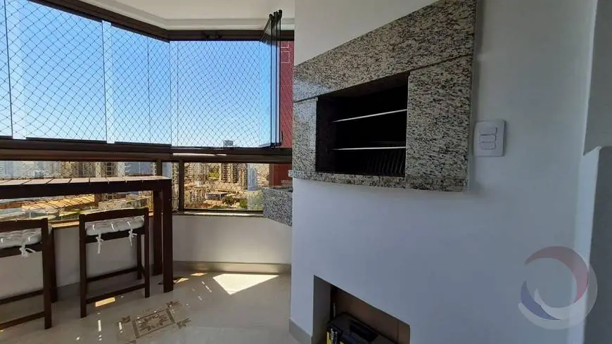 Foto 1 de Apartamento com 3 Quartos à venda, 136m² em Estreito, Florianópolis