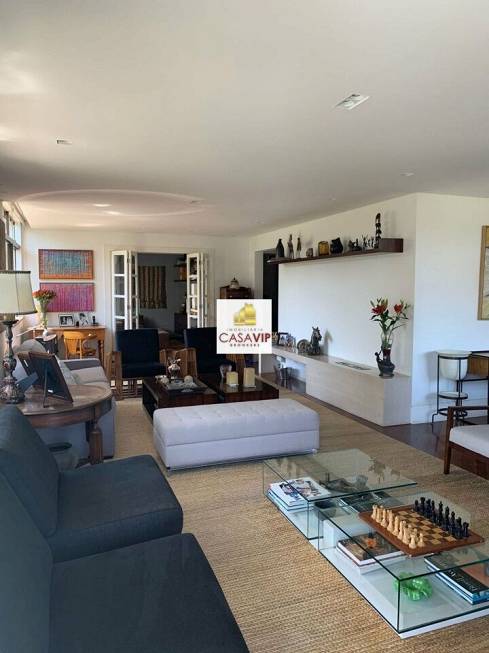 Foto 3 de Apartamento com 3 Quartos à venda, 220m² em Paineiras do Morumbi, São Paulo