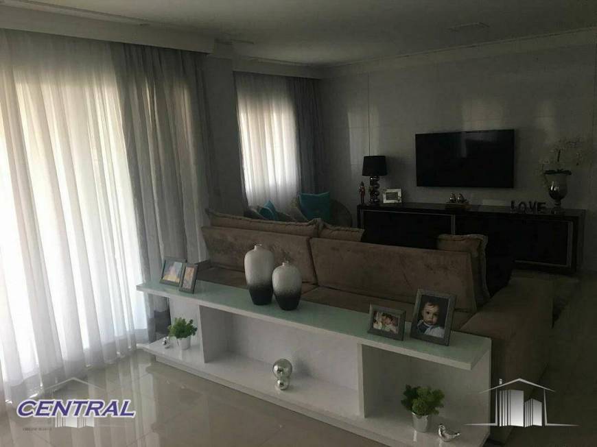 Foto 1 de Apartamento com 3 Quartos à venda, 137m² em Vila Rosalia, Guarulhos
