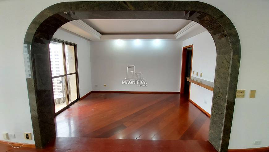 Foto 4 de Apartamento com 4 Quartos para venda ou aluguel, 326m² em Batel, Curitiba
