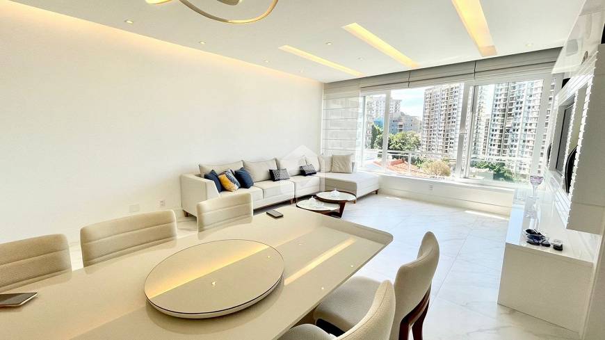 Foto 2 de Apartamento com 4 Quartos para alugar, 107m² em Botafogo, Rio de Janeiro