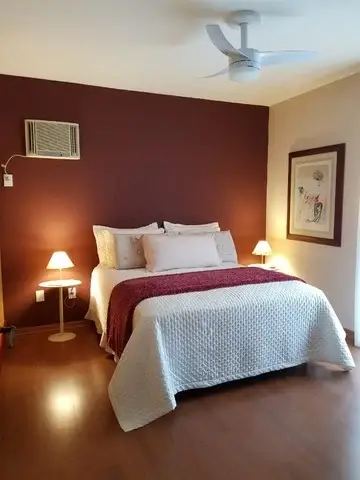Foto 1 de Apartamento com 4 Quartos à venda, 160m² em Coqueiros, Florianópolis