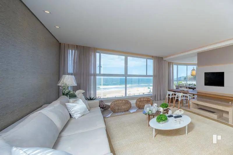 Foto 1 de Apartamento com 4 Quartos à venda, 215m² em Praia Brava, Itajaí