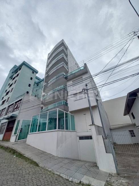 Foto 2 de Apartamento com 4 Quartos para alugar, 160m² em Rio Branco, Caxias do Sul