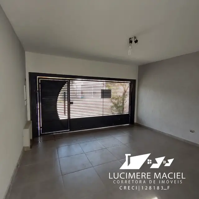 Foto 1 de Casa com 2 Quartos à venda, 110m² em Da Estação, Salto