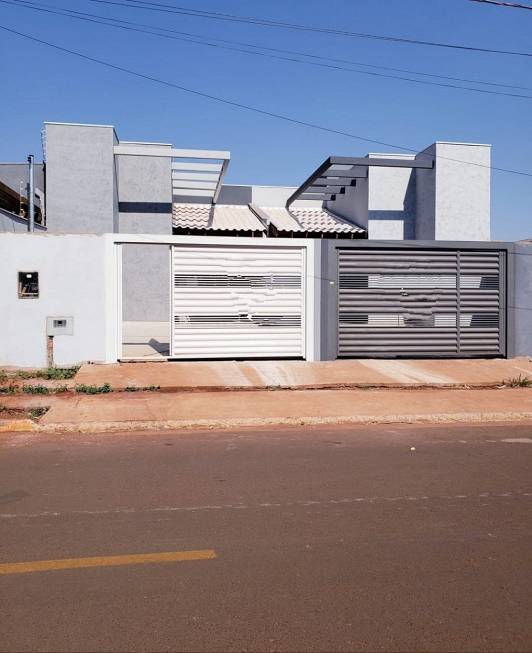 Foto 1 de Casa com 2 Quartos à venda, 95m² em Vila Morumbi, Campo Grande