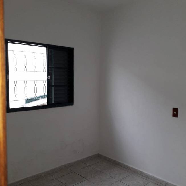 Foto 4 de Casa com 3 Quartos para alugar, 100m² em Conjunto Habitacional Humberto Popolo, Botucatu