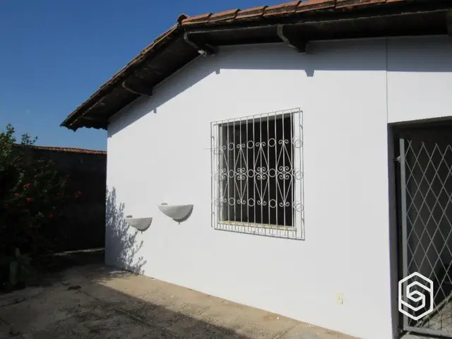 Foto 1 de Casa com 3 Quartos para alugar, 150m² em Vermelha, Teresina