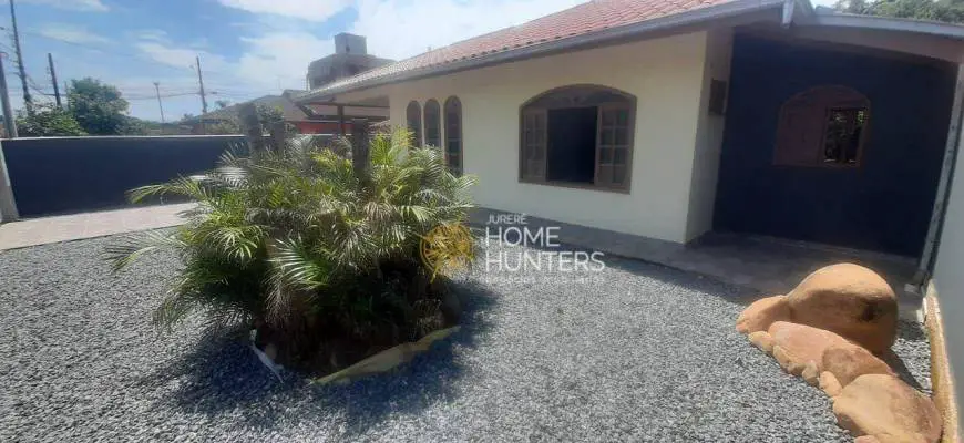 Foto 1 de Casa com 3 Quartos para alugar, 87m² em Vila Nova, Joinville