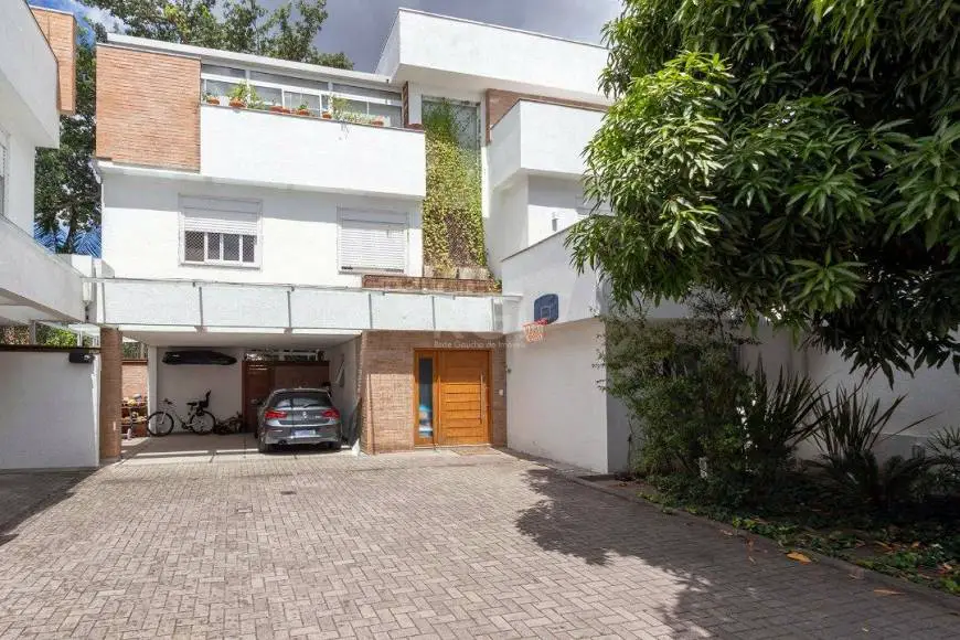 Foto 1 de Casa com 4 Quartos à venda, 313m² em Ipanema, Porto Alegre