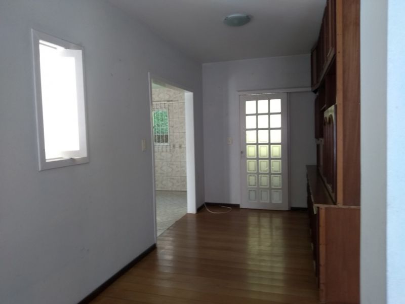 Foto 3 de Casa com 5 Quartos à venda, 189m² em Bom Retiro, Blumenau