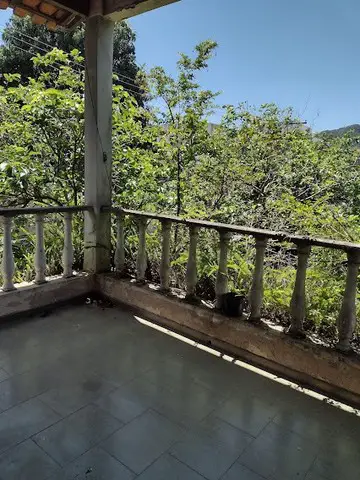 Foto 1 de Casa com 5 Quartos à venda, 180m² em Itaipu, Niterói