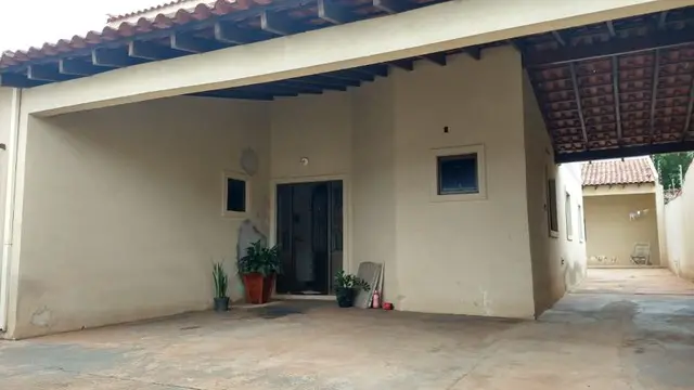 Foto 2 de Casa com 5 Quartos à venda, 360m² em Vila Santo Eugenio, Campo Grande