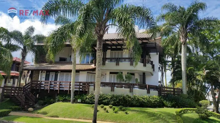 Foto 2 de Casa com 6 Quartos à venda, 600m² em Jurerê Internacional, Florianópolis