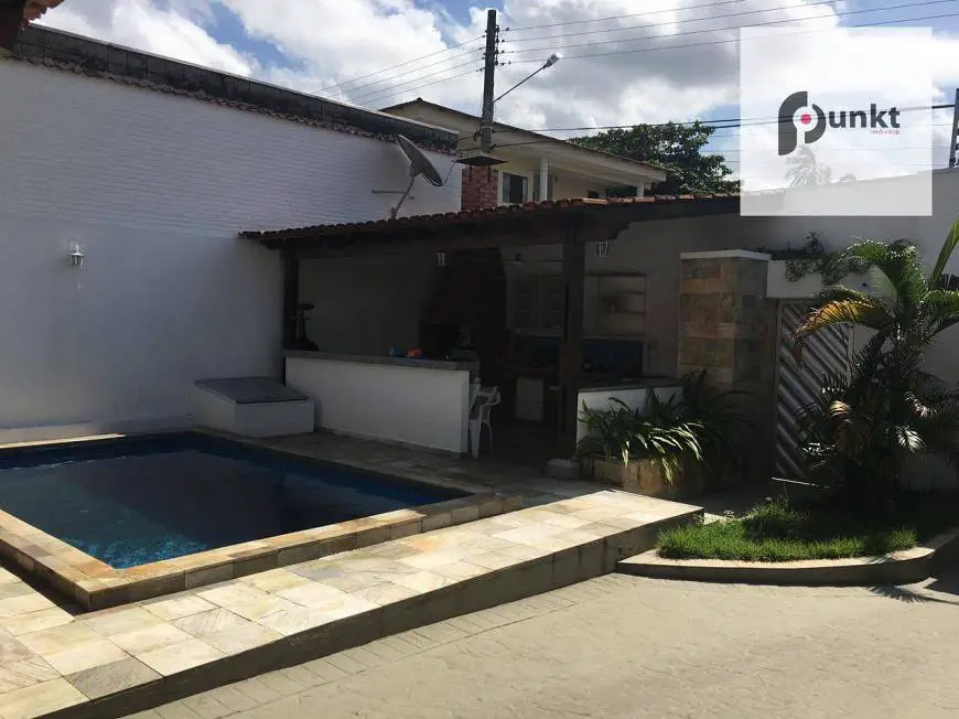 Foto 1 de Casa de Condomínio com 4 Quartos à venda, 309m² em Dom Pedro, Manaus