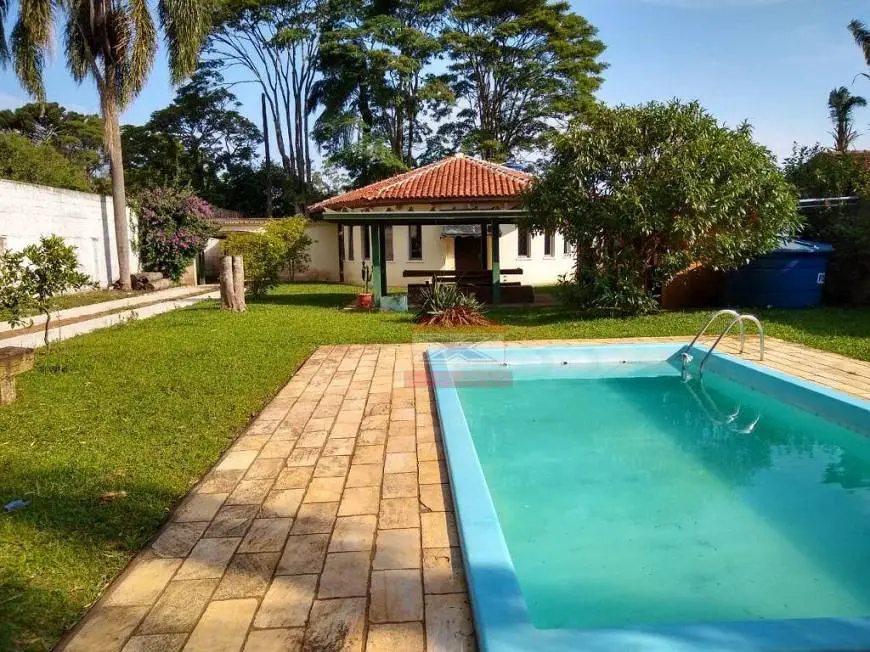 Foto 1 de Chácara com 2 Quartos para alugar, 71m² em Jardim San Ressore, Cotia