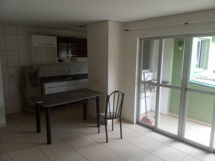 Foto 1 de Apartamento com 1 Quarto para alugar, 46m² em Jardim Aclimação, Maringá
