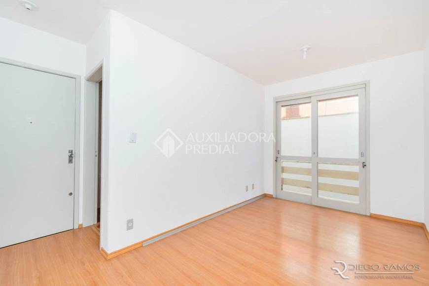 Foto 2 de Apartamento com 1 Quarto para alugar, 42m² em Petrópolis, Porto Alegre