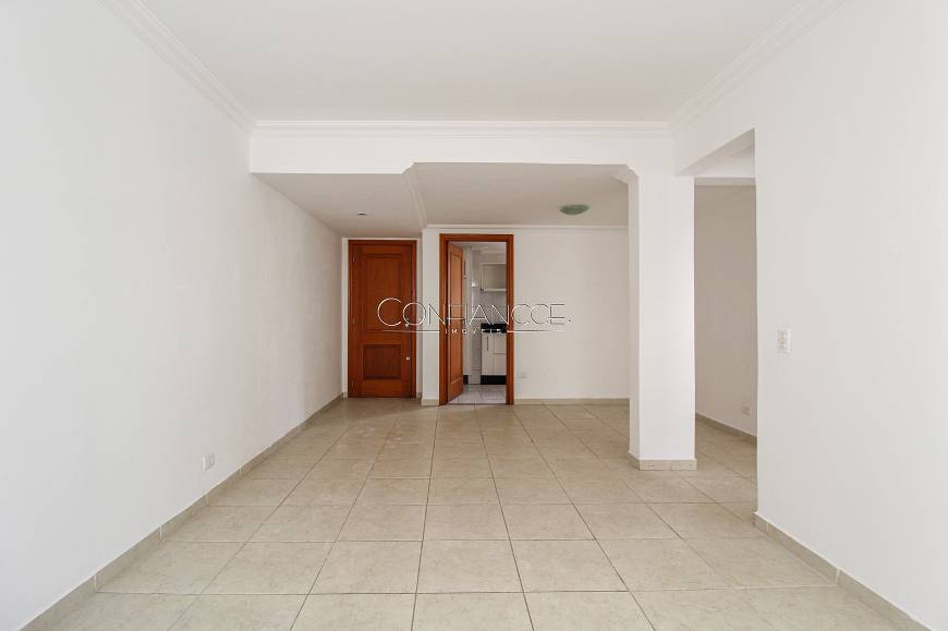 Foto 5 de Apartamento com 2 Quartos à venda, 68m² em Água Verde, Curitiba