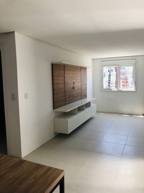 Foto 2 de Apartamento com 2 Quartos à venda, 86m² em Centro, Caxias do Sul
