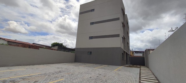 Foto 4 de Apartamento com 2 Quartos à venda, 50m² em Jardim Acacia, Feira de Santana