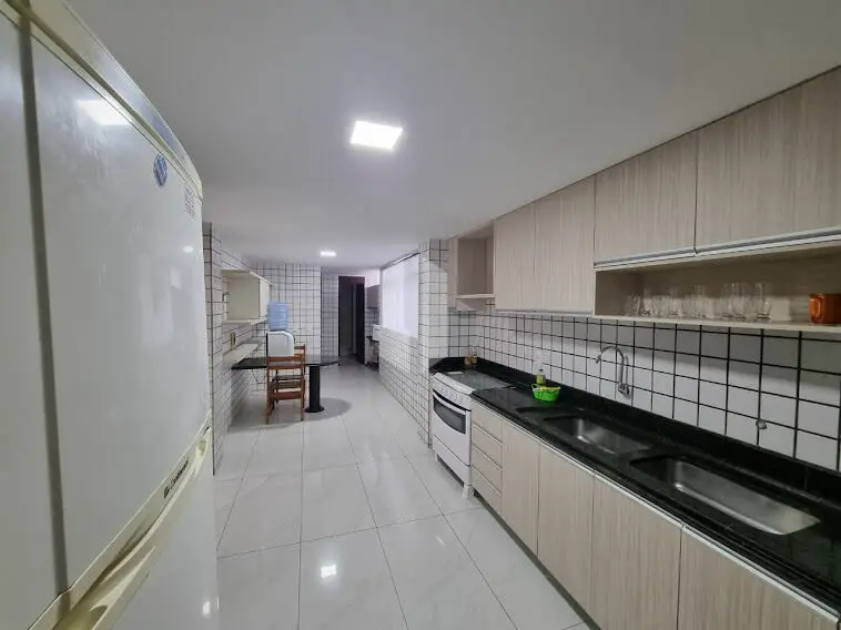 Foto 4 de Apartamento com 3 Quartos à venda, 142m² em Cabo Branco, João Pessoa