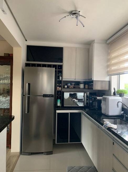 Foto 5 de Apartamento com 3 Quartos à venda, 98m² em Cruzeiro do Sul, Pelotas