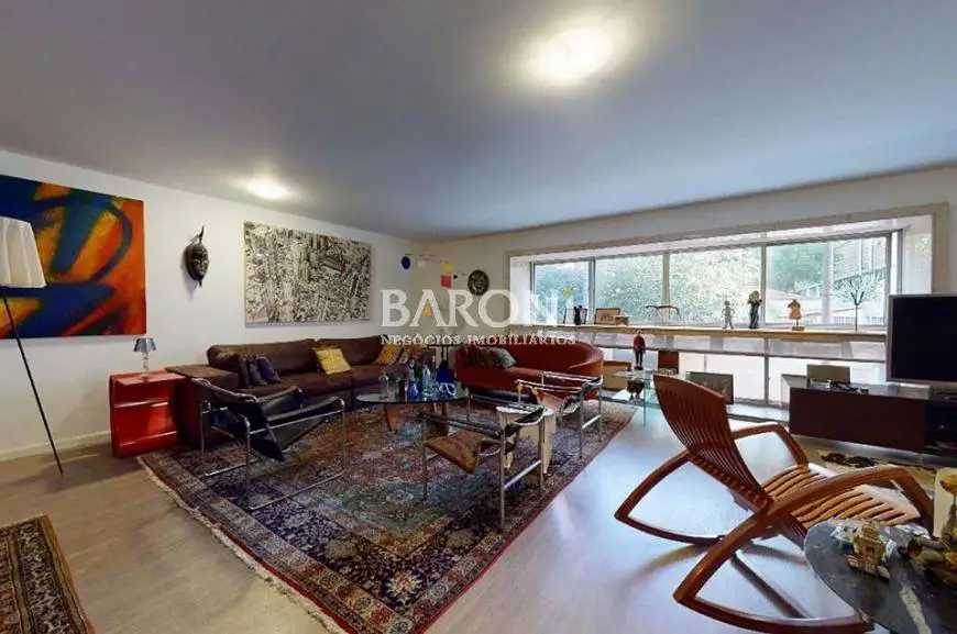 Foto 1 de Apartamento com 3 Quartos à venda, 219m² em Higienópolis, São Paulo