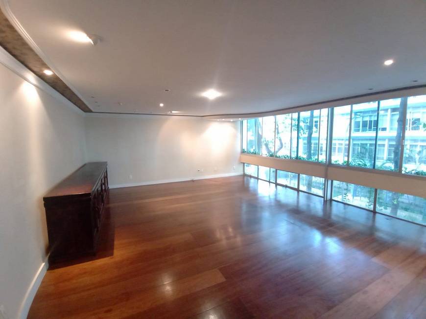 Foto 1 de Apartamento com 3 Quartos para alugar, 212m² em Ipanema, Rio de Janeiro