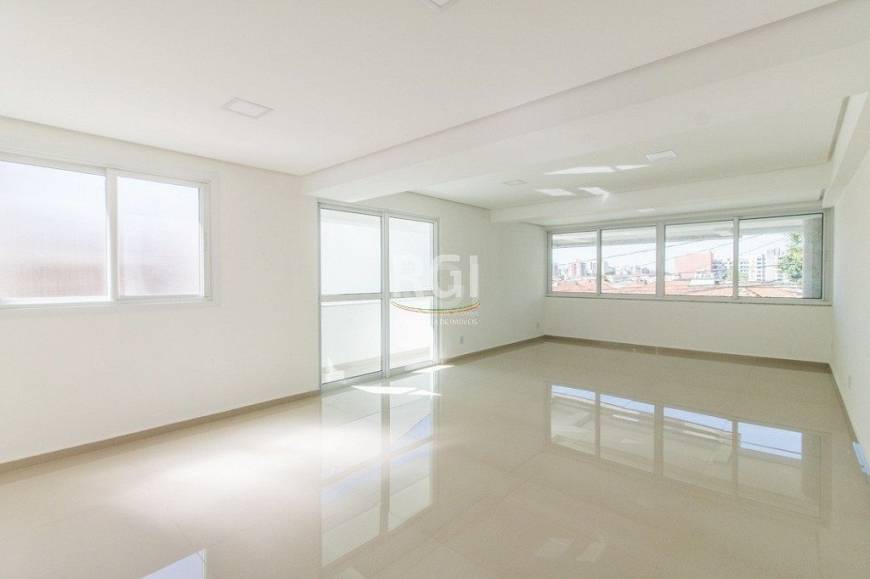 Foto 1 de Apartamento com 3 Quartos à venda, 131m² em Passo da Areia, Porto Alegre