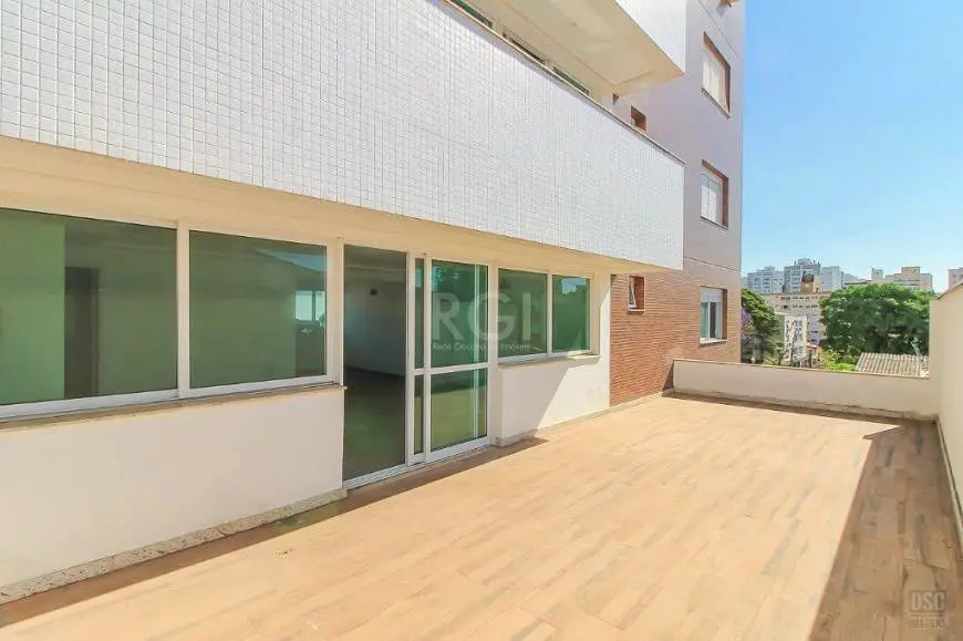 Foto 2 de Apartamento com 3 Quartos à venda, 164m² em Passo da Areia, Porto Alegre
