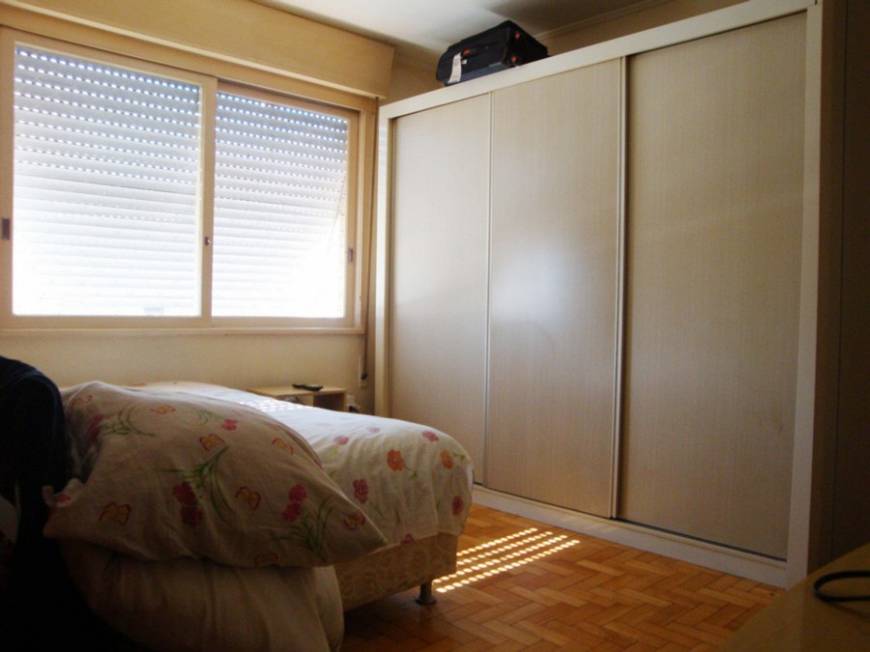 Foto 3 de Apartamento com 3 Quartos à venda, 88m² em Rio Branco, Porto Alegre