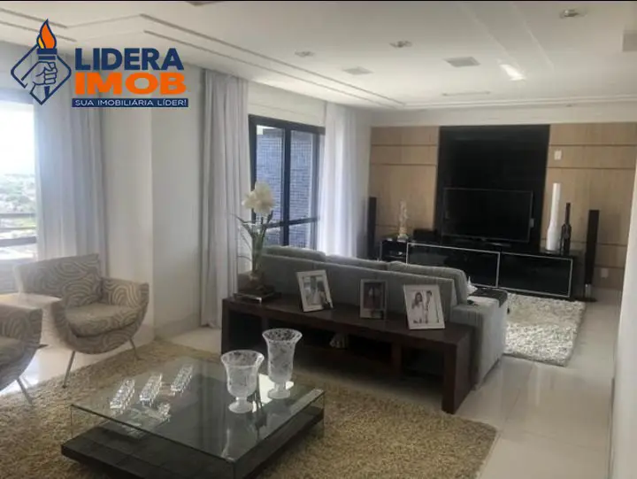 Foto 1 de Apartamento com 3 Quartos à venda, 350m² em Santa Mônica, Feira de Santana
