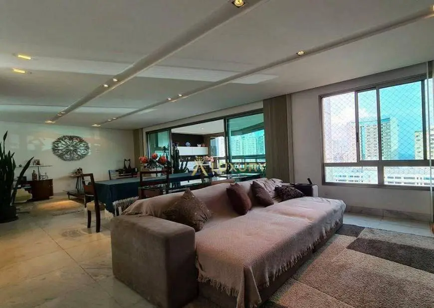 Foto 3 de Apartamento com 4 Quartos à venda, 183m² em Belvedere, Belo Horizonte