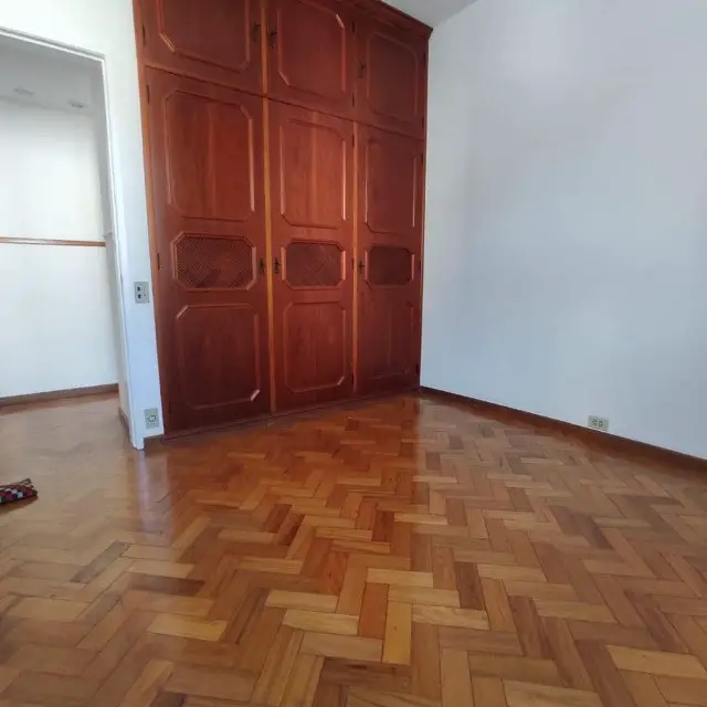 Foto 3 de Apartamento com 4 Quartos à venda, 142m² em Centro, Petrópolis
