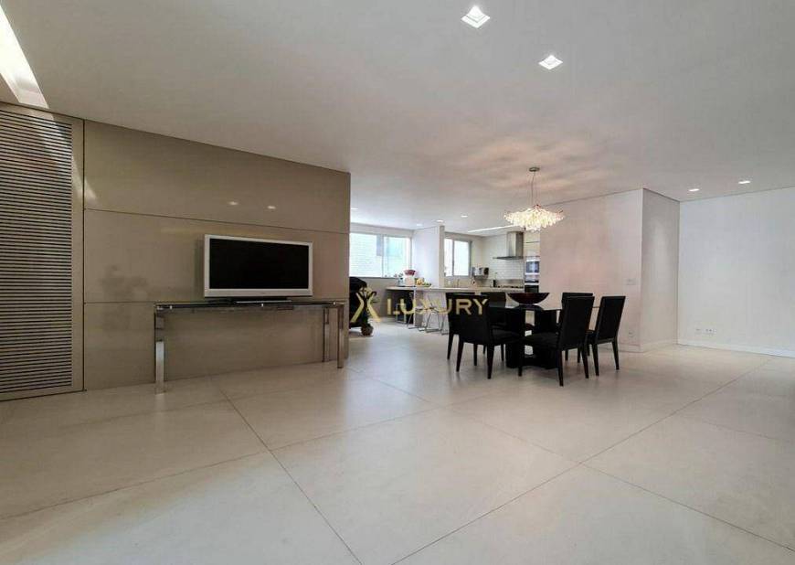 Foto 3 de Apartamento com 4 Quartos à venda, 147m² em Santo Agostinho, Belo Horizonte