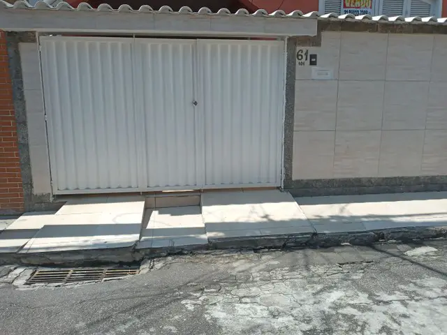 Foto 1 de Casa com 2 Quartos à venda, 65m² em Madureira, Rio de Janeiro