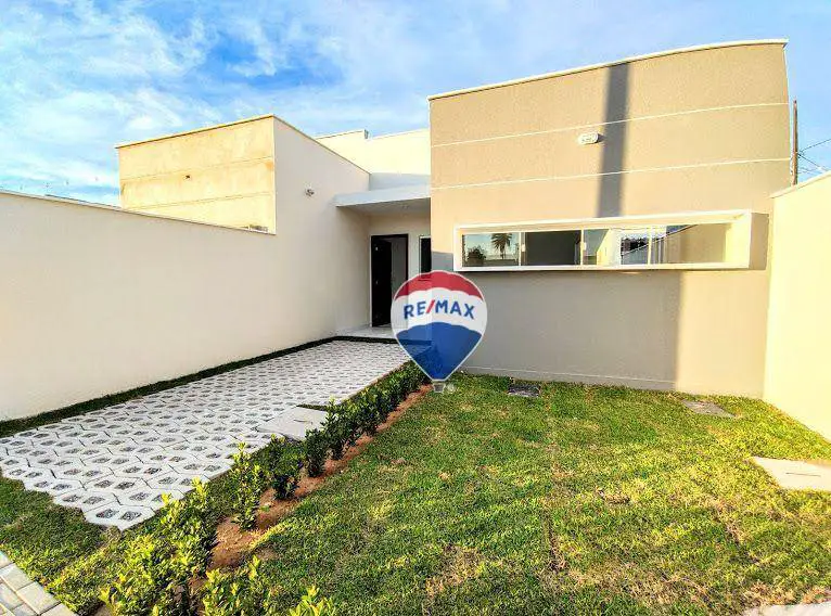 Foto 1 de Casa com 2 Quartos à venda, 67m² em Pajuçara, Natal