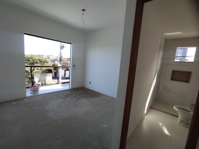 Foto 2 de Casa com 2 Quartos à venda, 90m² em Portal de Jacaraipe, Serra