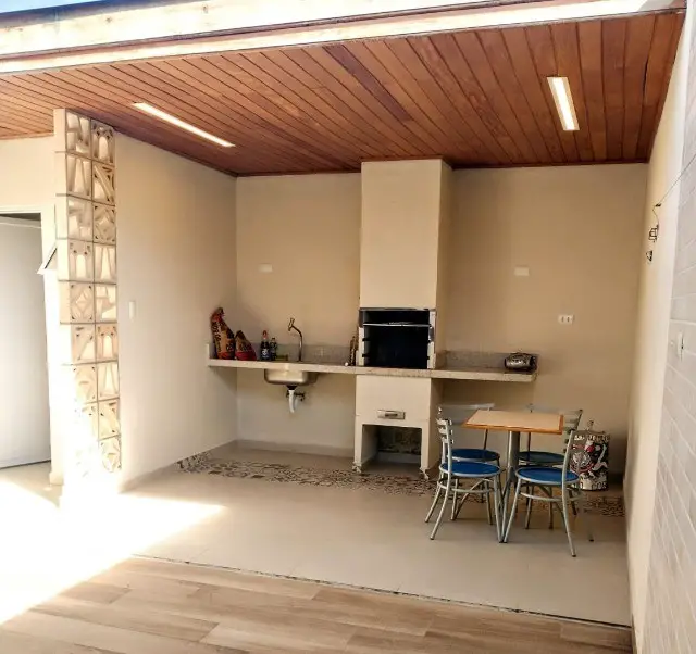 Foto 4 de Casa com 2 Quartos à venda, 90m² em Vila Tatetuba, São José dos Campos