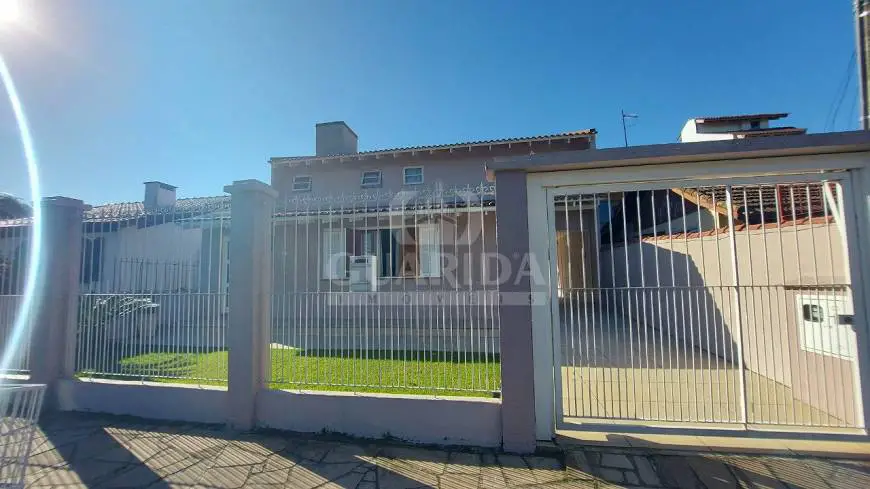 Foto 3 de Casa com 3 Quartos à venda, 290m² em Cavalhada, Porto Alegre