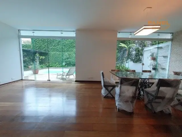 Foto 3 de Casa com 3 Quartos para alugar, 197m² em Caxingui, São Paulo