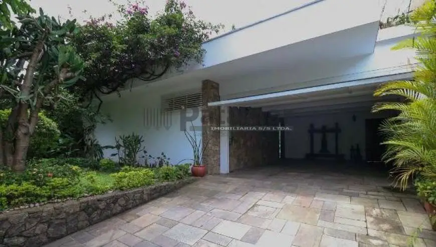 Foto 1 de Casa com 3 Quartos para alugar, 215m² em Caxingui, São Paulo