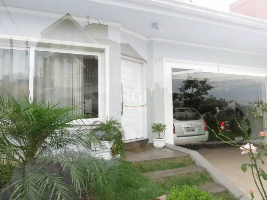 Foto 2 de Casa com 3 Quartos à venda, 220m² em Estância Velha, Canoas