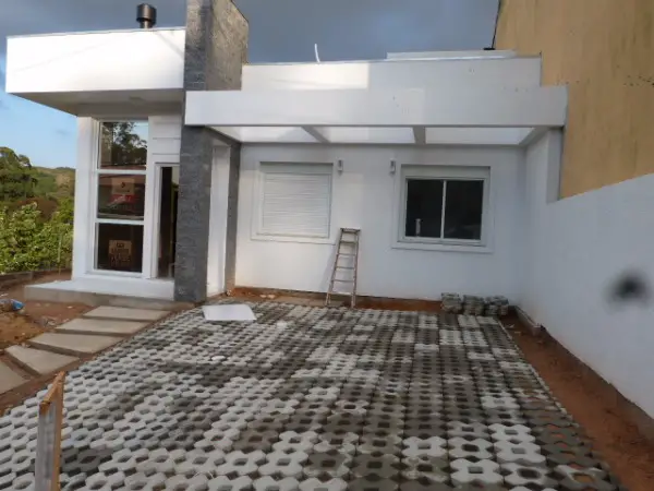 Foto 2 de Casa com 3 Quartos à venda, 184m² em Hípica, Porto Alegre