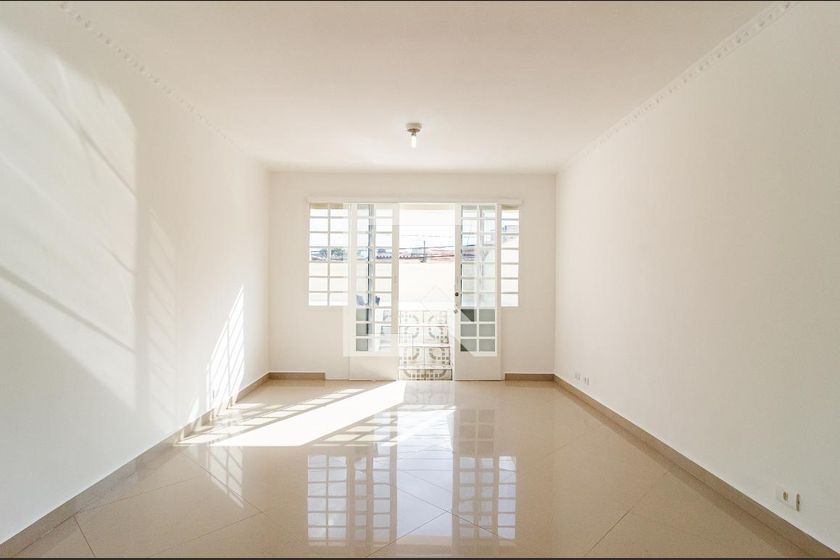 Foto 3 de Casa com 3 Quartos para alugar, 120m² em Jabaquara, São Paulo
